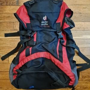 Deuter Hiking Backpack 32 Liters
